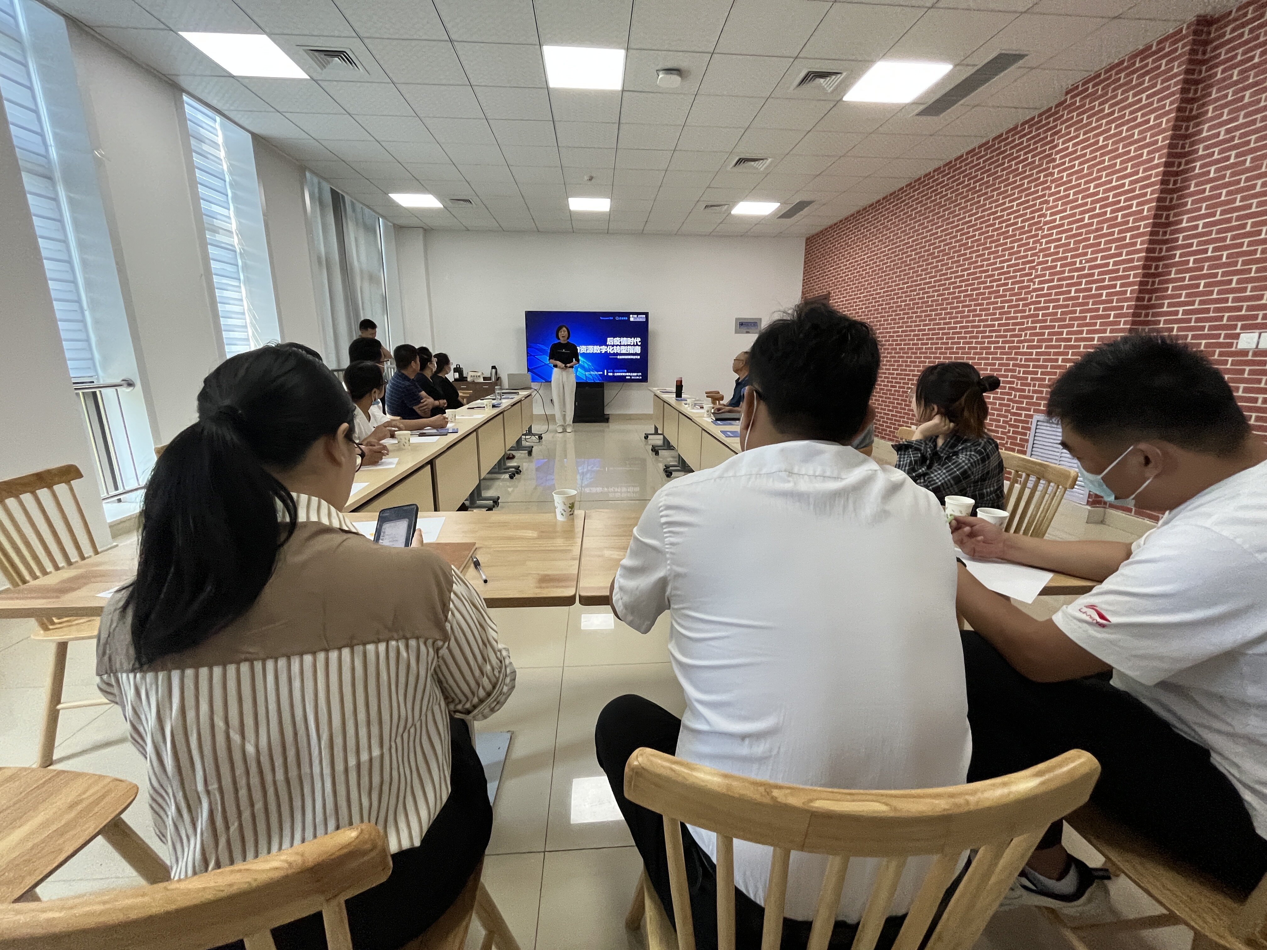 《疫情常態(tài)下，傳統(tǒng)企業(yè)如何利用數(shù)字化實(shí)現(xiàn)業(yè)務(wù)增長(zhǎng)》沙龍活動(dòng)圓滿收官！